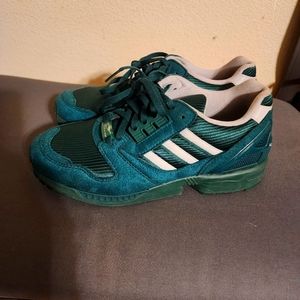 Men's green Adidas sz 7.5